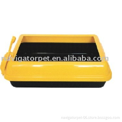 Big square cat litter pan with new scoop